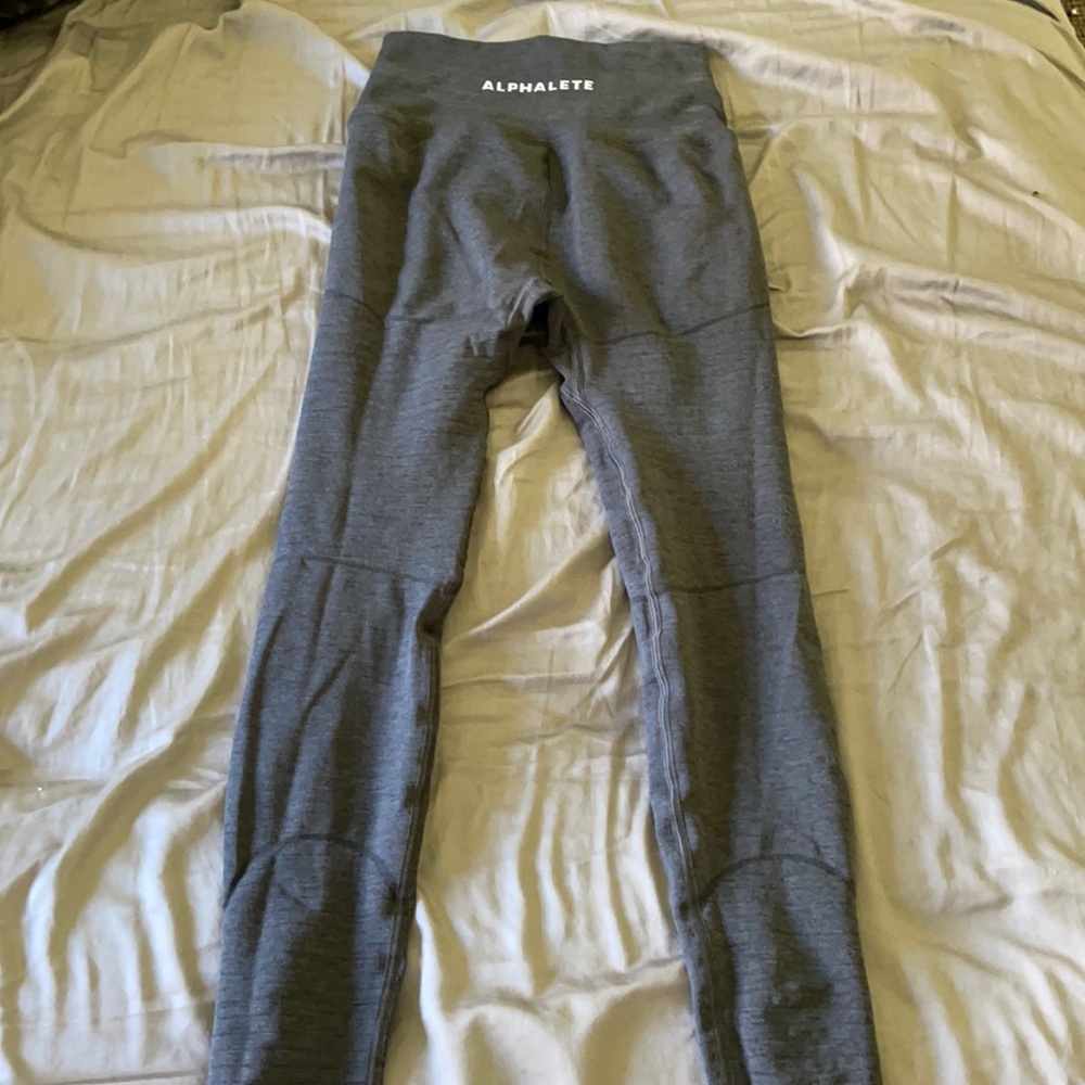 Alphalete OG revival leggings !